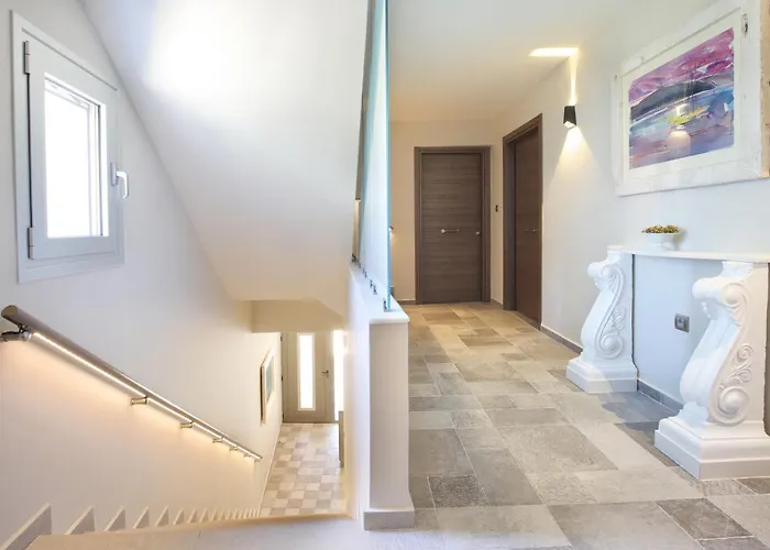 Sunrise Bay Apts * Айя-Евфимия