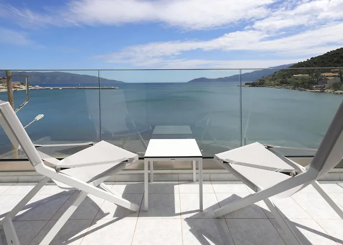 Sunrise Bay Apts * Айя-Евфимия