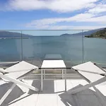 Sunrise Bay Apts * Agia Efimia