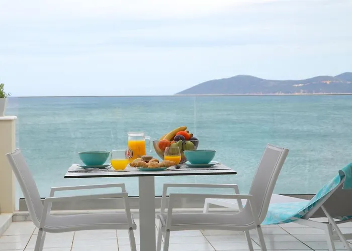 Sunrise Bay Apts أيّا إفيميا