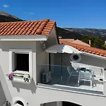 Apartment Sunrise Bay Apts *